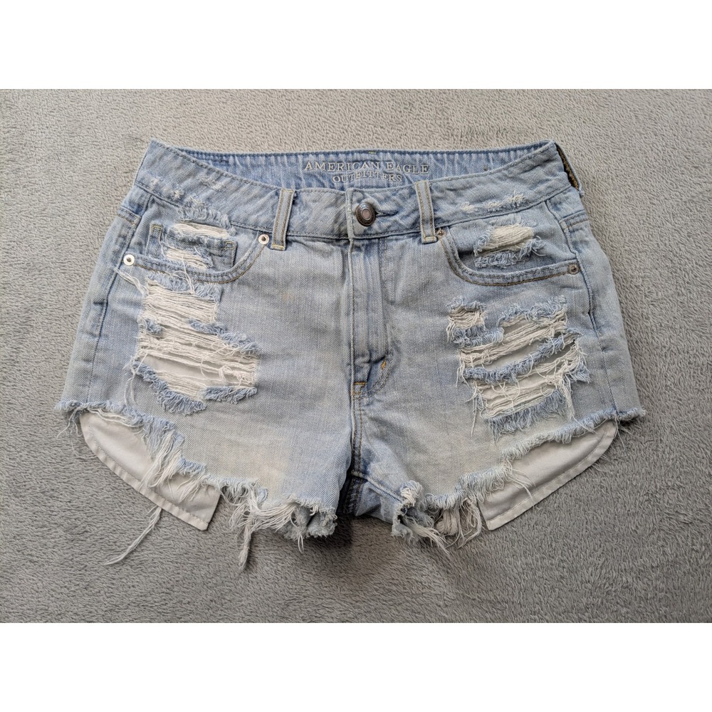 American Eagle Outfitters Womens Distressed Denim Shorts Light Wash Size 6 30W